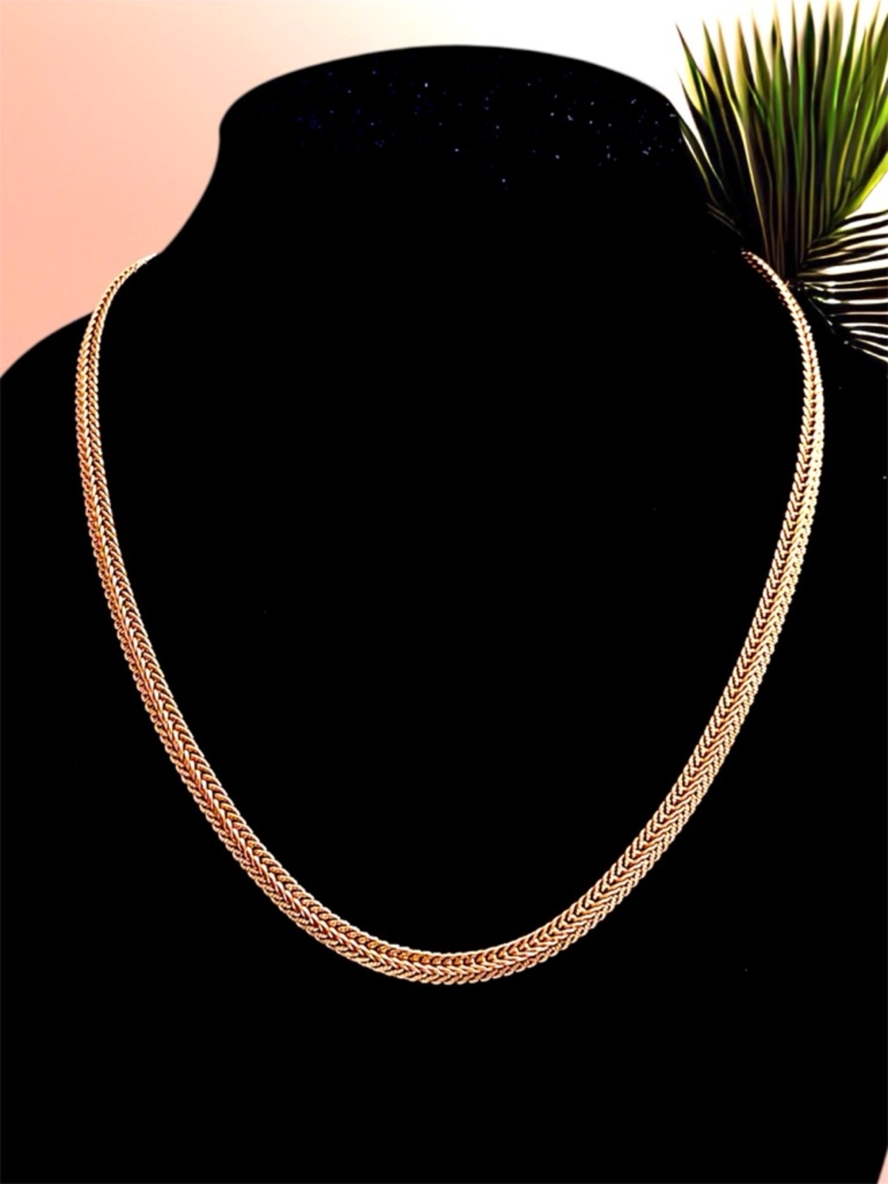 18K GOLD PLATED 750 ITALY MADE. Herringbone gold chain necklace. Cuban style.